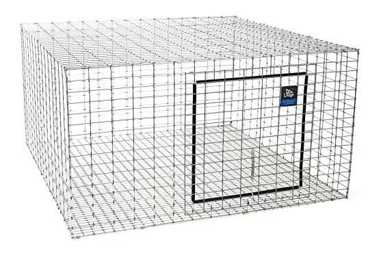 Conejera 30" x 36" x 16". Fabricado en Acero Inoxidable, este ahumador te ayudara a calmar a tus abejas cuando trabajas en tus colmenas. Posee una malla de Alambre para proteccion, fuelles de cuaero de gamuza y gancho para colgar en la colmena. 1